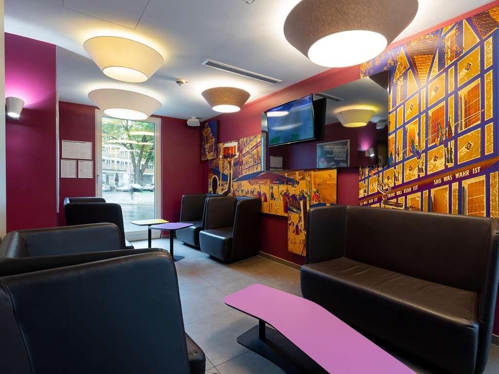 B&B Hotel Duesseldorf-City Интерьер фото